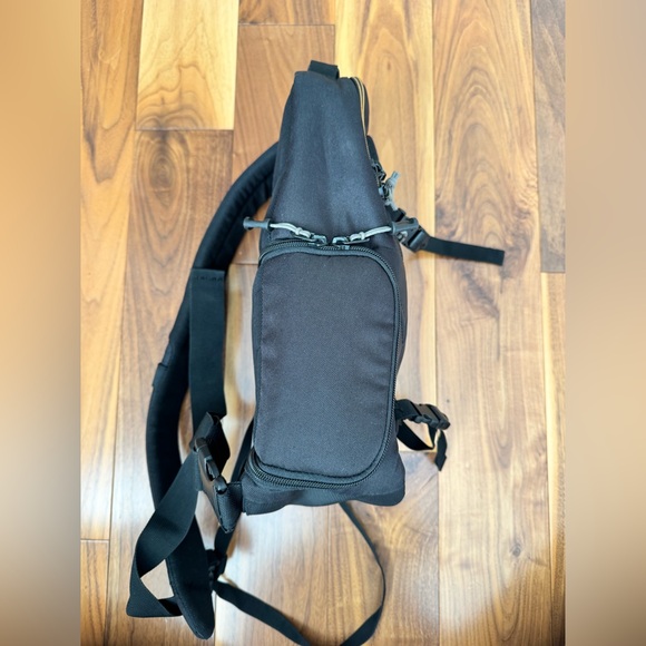 Lowepro Slingshot Edge 150AW camera bag black - Picture 6 of 16